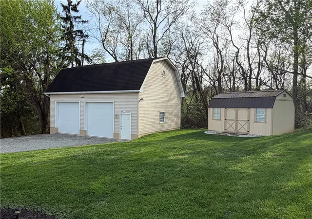 Photo 4 of Single family home for sale at 120 Crestview, Monongahela, PA 15063 | MLS# 1761604 | Listing updated on 2026-07-09