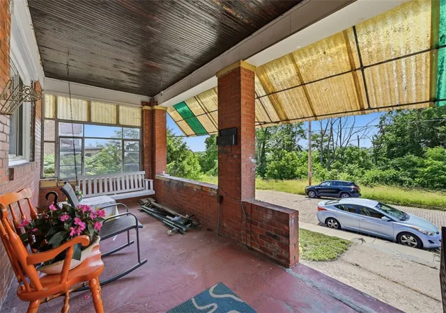 Homes for sale in Carrick, PA | 323 Birmingham Ave, Carrick, PA 15210 | MLS# 1761748