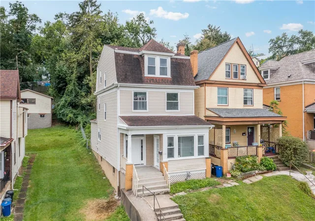 1st image of 138 Linnview, Carrick, PA 15210 | MLS# 1761862