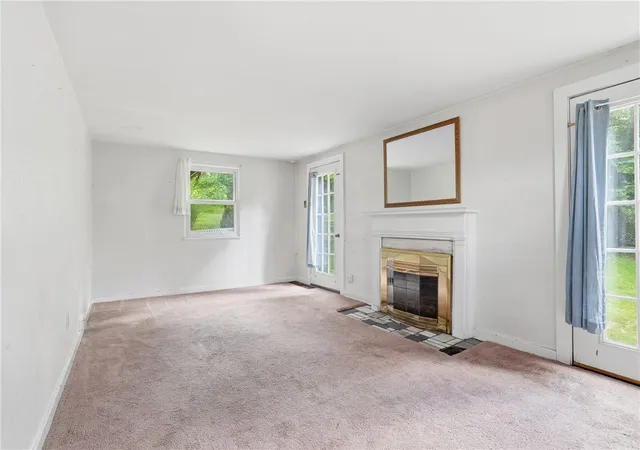 2nd image of 5163 Baptist Rd, Whitehall, PA 15236 | MLS# 1761882