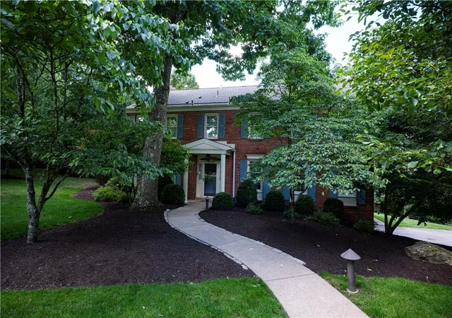 2nd image of 310 Wildberry Rd, Fox Chapel, PA 15238 | MLS# 1761423
