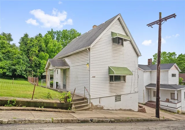 Homes for sale in Mc Keesport, PA | 3448 Steele, Mc Keesport, PA 15132 | MLS# 1761846