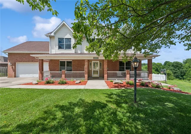 Homes for sale in North Huntingdon, PA | 9331 Pembroke Cir, North Huntingdon, PA 15642 | MLS# 1761440