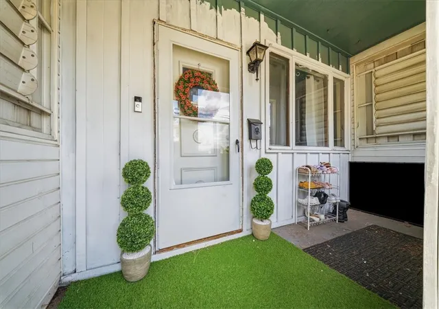 Photo 3 of Single family home for sale at 125 Atlas Ave, East Rochester, PA 15074 | MLS# 1761886 | Listing updated on 2026-07-29