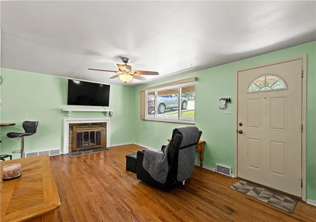 5th image of 5185 Caste Dr, Pittsburgh, PA 15236 | MLS# 1761691