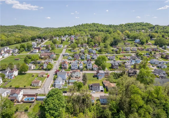 19th image of 716 5th, Elizabeth Twp/boro, PA 15037 | MLS# 1761557