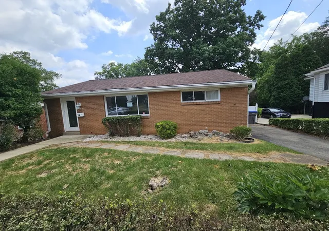 Photo 1 of Single family home for sale at 901 2nd Street, Verona, PA 15147 | MLS# 1761917 | Listing updated on 2026-08-04