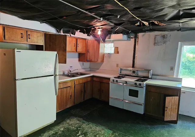 Photo 4 of Single family home for sale at 901 2nd Street, Verona, PA 15147 | MLS# 1761917 | Listing updated on 2026-08-04