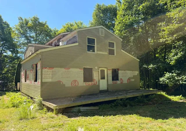 Photo 3 of Sale Pending at 365 Klein Rd, Sandy Lake, PA 16145 | MLS# 1761267 | Listing updated on 2026-09-15