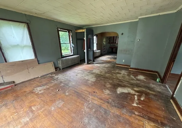 4th image of 660 Benshoff Hill Rd, Johnstown, PA 15906 | MLS# 1761975