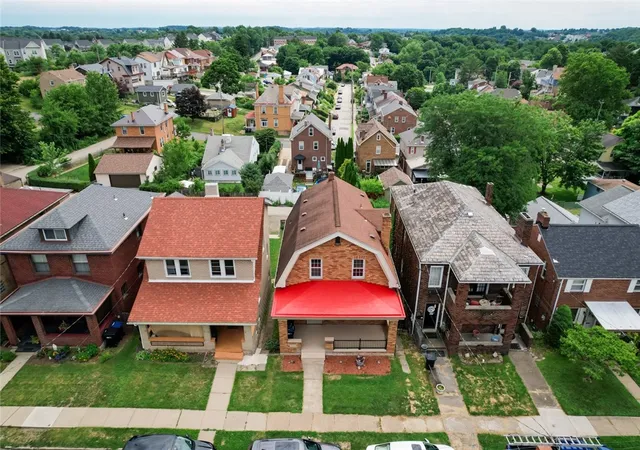 4th image of 21 Ann Arbor Ave, West View, PA 15229 | MLS# 1761974