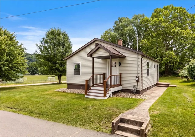 Homes for sale in Charleroi Boro, PA | 2 Frick St, Charleroi Boro, PA 15432 | MLS# 1761307