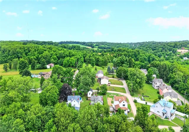 Homes for sale in Hempfield Twp, PA | 110 Ringneck Lane, Hempfield Twp, PA 15642 | MLS# 1761653