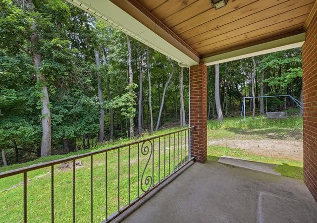 Homes for sale in Sewickley, PA | 2515 Mckinney Rd, Sewickley, PA 15143 | MLS# 1761992