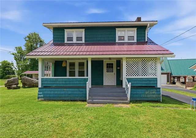 Homes for sale in Delaware Twp, PA | 729 Mercer Rd, Delaware Twp, PA 16125 | MLS# 1761986