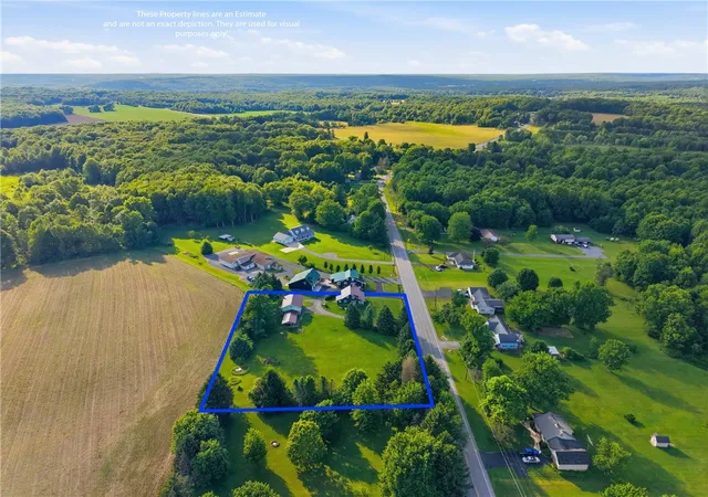 Homes for sale in Delaware Twp, PA | 729 Mercer Rd, Delaware Twp, PA 16125 | MLS# 1761986