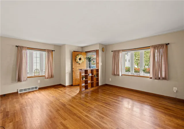 4th image of 510 Chartiers Ave, Canonsburg, PA 15317 | MLS# 1761711