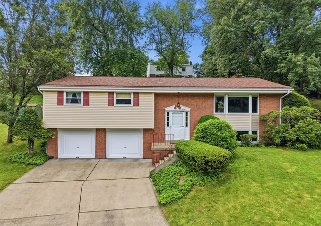 Photo 1 of Single family home for sale at 8244 Coach Ct, Allison Park, PA 15101 | MLS# 1762064 | Listing updated on 2026-07-05