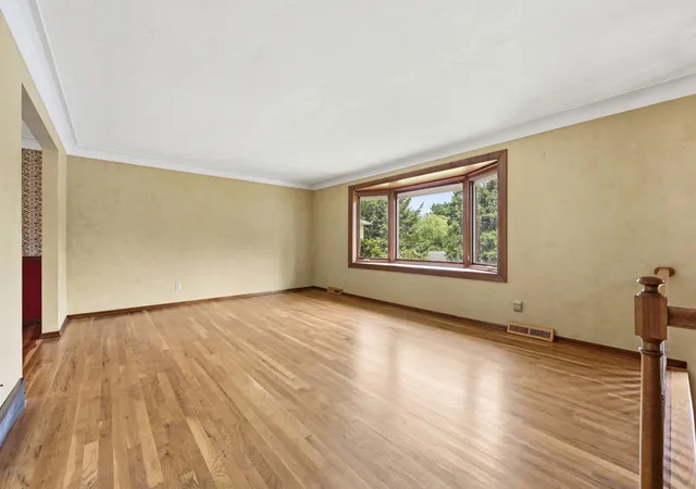 Photo 3 of Single family home for sale at 8244 Coach Ct, Allison Park, PA 15101 | MLS# 1762064 | Listing updated on 2026-07-05