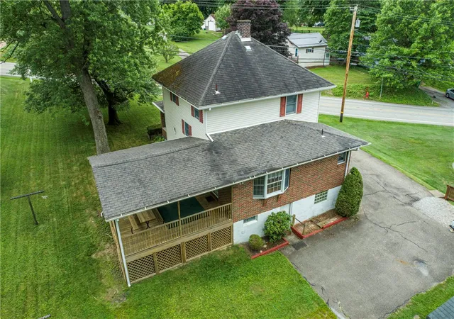 5th image of 623 Morton Ave, City Of But Se, PA 16001 | MLS# 1762065