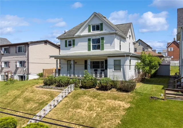 3rd image of 12 Foster Ave, Irwin, PA 15642 | MLS# 1762043