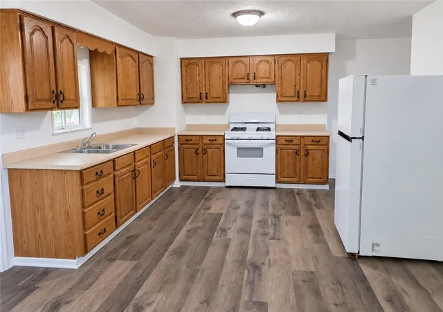 Photo 2 of Multi family home for sale at 726 E 9th Avenue, Homestead, PA 15120 | MLS# 1761864 | Listing updated on 2026-09-22