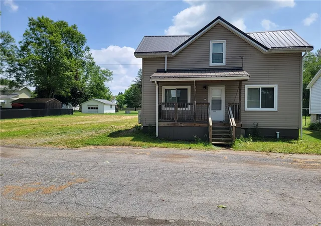 Homes for sale in Punxsutawney Area School District, PA | 100 Water Street, Punxsutawney Area School District, PA 15715 | MLS# 1762091