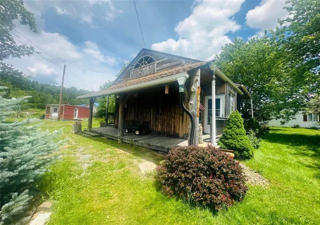 Homes for sale in Brockway, PA | 3403 US 219, Brockway, PA 15824 | MLS# 1761911