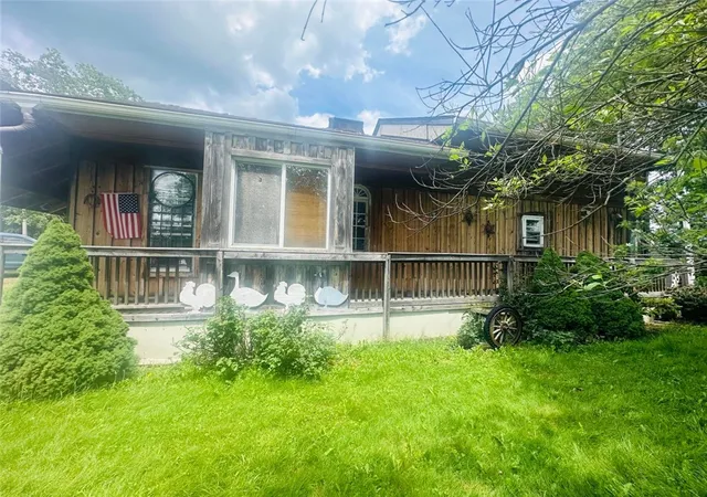 Homes for sale in Brockway, PA | 3403 US 219, Brockway, PA 15824 | MLS# 1761911