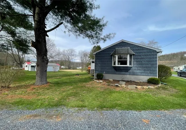 4th image of 111 Modafarre Rd, Dubois Area School District, PA 15849 | MLS# 1761839