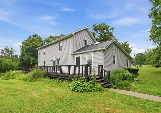 Homes for sale in Shenango Twp, PA | 106 Savannah Gardner Rd, Shenango Twp, PA 16101 | MLS# 1762030