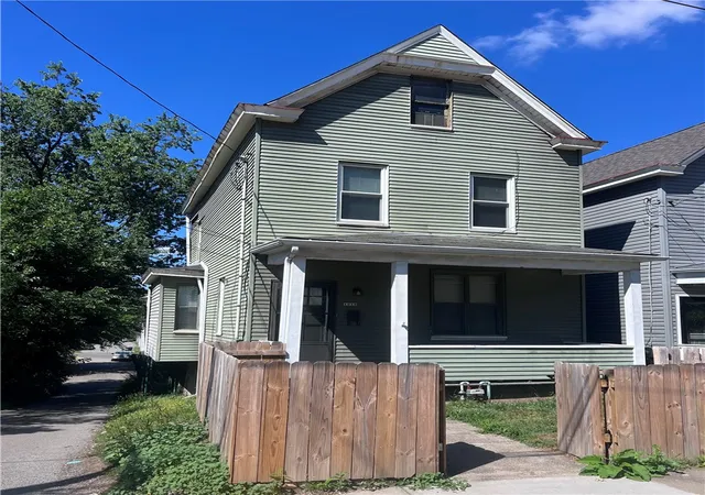 Homes for sale in Elliott, PA | 1013 Uvilla St, Elliott, PA 15220 | MLS# 1761949