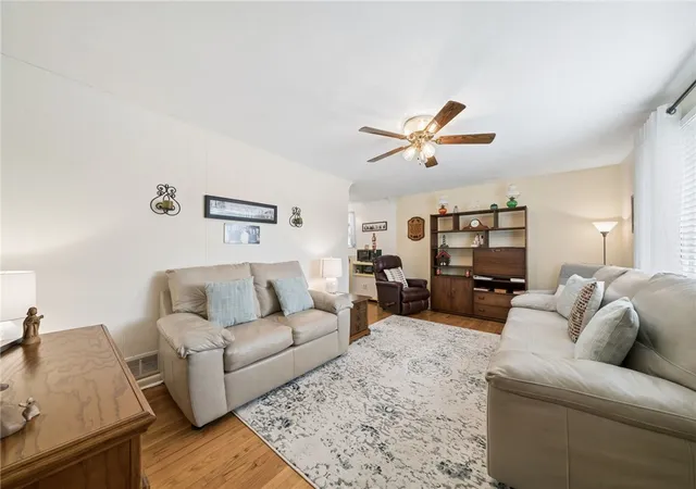 Homes for sale in Derry Boro, PA | 139 E Owens Ave, Derry Boro, PA 15627 | MLS# 1761945