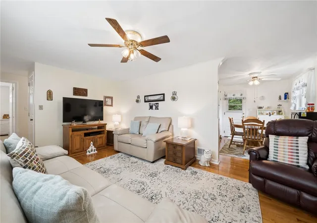Homes for sale in Derry Boro, PA | 139 E Owens Ave, Derry Boro, PA 15627 | MLS# 1761945
