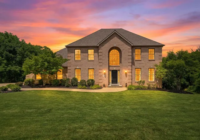 1st image of 154 Windwood Dr, Wexford, PA 15090 | MLS# 1762137
