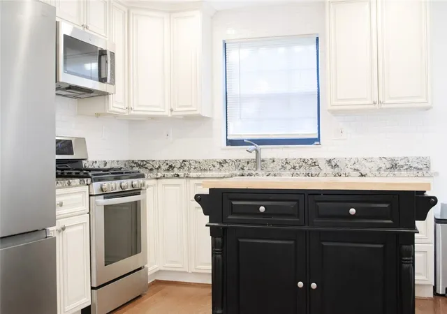 4th image of 230 Broadway Dr, Pittsburgh, PA 15236 | MLS# 1762112