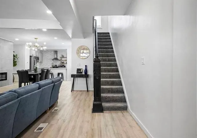 3rd image of 857 Peralta St, Pittsburgh, PA 15212 | MLS# 1762139
