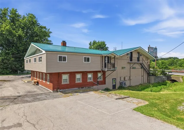 Photo 3 of Single family home for sale at 101 Burtner Rd, Butler, PA 16002 | MLS# 1762121 | Listing updated on 2026-07-10