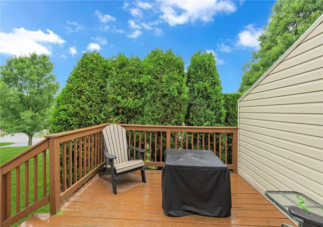 3rd image of 106 Clearwater Dr, Ellwood City, PA 16117 | MLS# 1762002