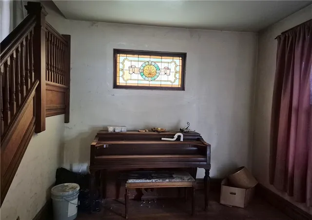 Photo 4 of Sale Pending at 1708 Highland Ave, New Castle, PA 16105 | MLS# 1762090 | Listing updated on 2026-07-20