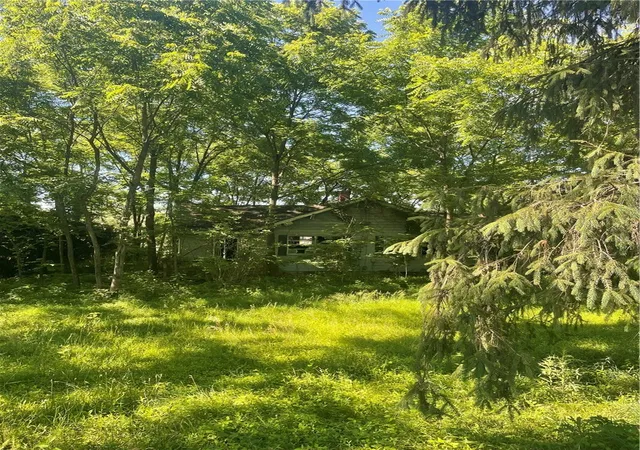 1st image of 102 Watters Station Rd, Forward Twp, PA 16033 | MLS# 1762193