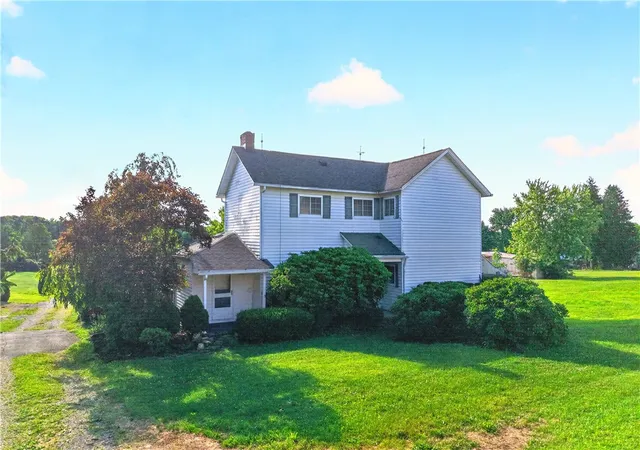 2nd image of 248 S Duffy Rd, Twp Of But Nw, PA 16001 | MLS# 1762146