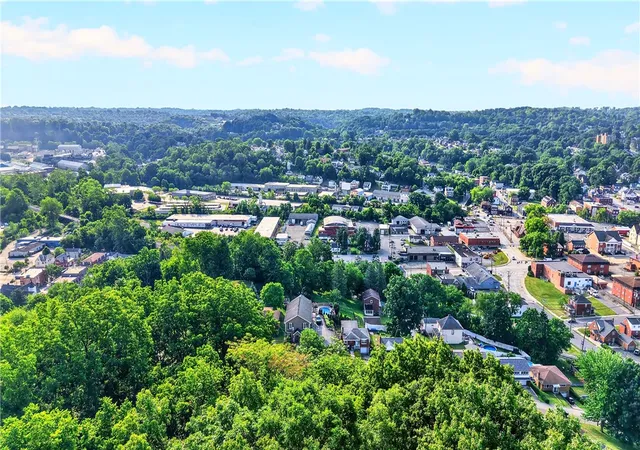 image of 297 Patterson Ave, Bridgeville, PA 15017 | MLS# 1762025