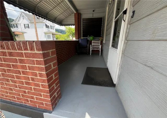 Photo 2 of Single family home for sale at 309 Pine St, Mc Keesport, PA 15132 | MLS# 1762179 | Listing updated on 2026-07-23