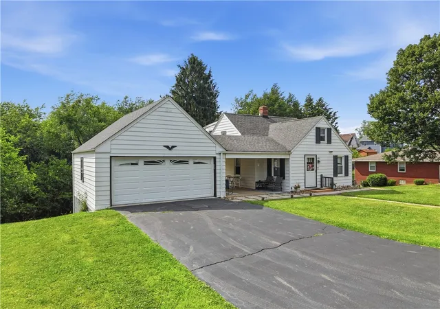 Homes for sale in Ohioville, PA | 105 Summit Avenue, Ohioville, PA 15059 | MLS# 1762177