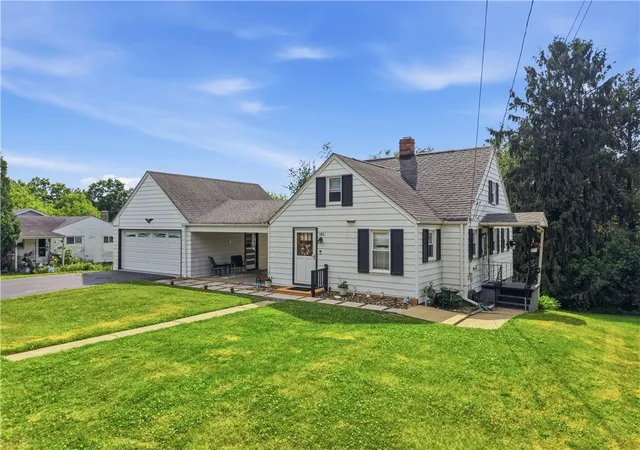 3rd image of 105 Summit Avenue, Midland, PA 15059 | MLS# 1762177