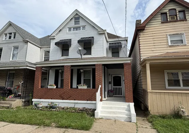 Photo 2 of Single family home for sale at 812 Rose St, Mc Kees Rocks, PA 15136 | MLS# 1762216 | Listing updated on 2026-08-04