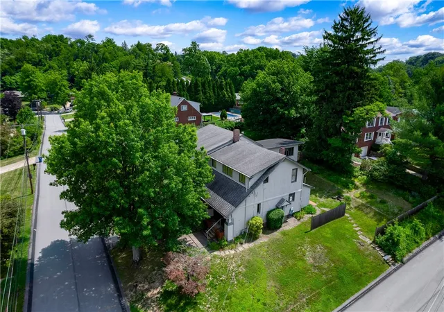 Photo 3 of Sale Pending at 221 Sunset Dr, Pittsburgh, PA 15235 | MLS# 1762220 | Listing updated on 2026-10-06