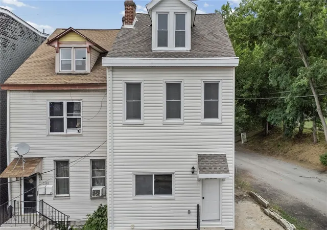 1st image of 1150 Goettman Street, Troy Hill, PA 15212 | MLS# 1762181