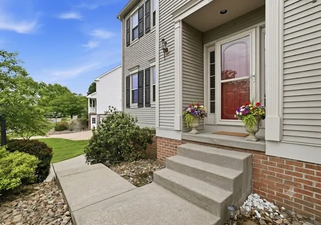 Single family home for sale at 333 Warrick Dr, Seven Fields, PA 16046 | MLS# 1762240 | Listing updated on 2026-07-22